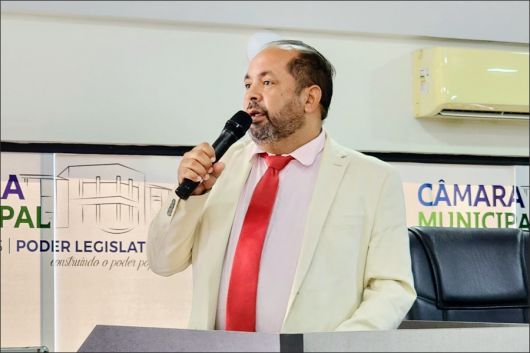 Eunápolis: Vereador Jorge Maécio pede providências contra fedor da Naturaves 5