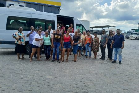 Moradores de Itagimirim participam da Feira Saúde Mais Perto em Porto Seguro 83