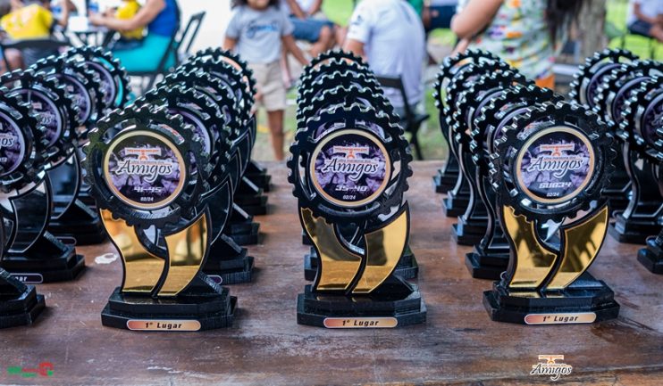 2º dia da 5ª Ultra Maratona dos Amigos com a participação de vários atletas e festa após a entrega de troféus 1298