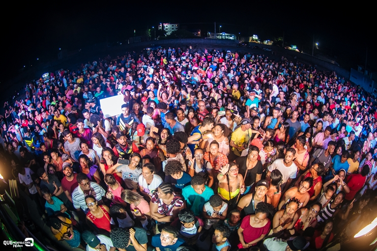 Cherminho Premiações entrega 04 carros, 03 motos e sorteia mais de 300 prêmios em Eunápolis 5