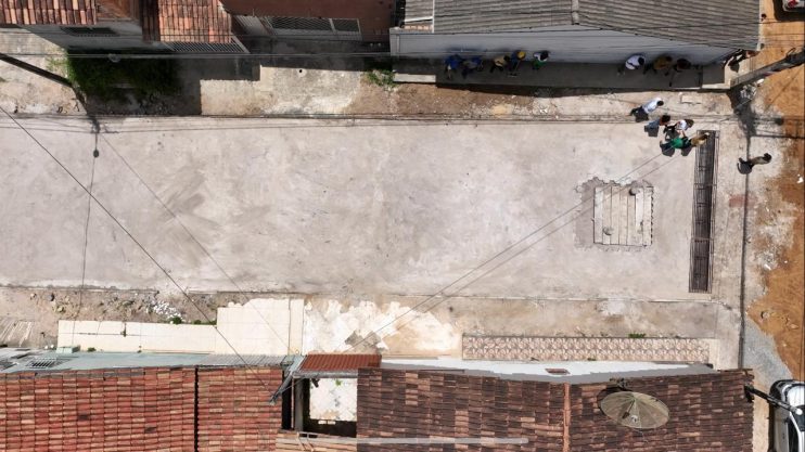 Cordélia garante qualidade dos serviços realizados nas ruas Lima e Caracas, no Dinah Borges 23