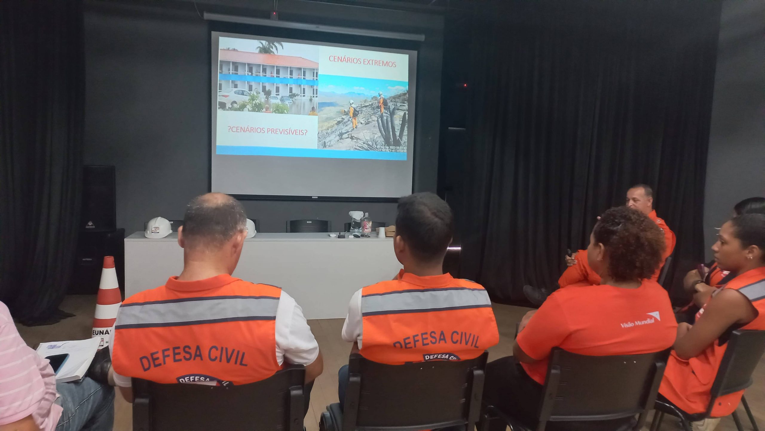 Eunápolis é representada em reunião regional da Defesa Civil para fortalecer resposta a desastres 6