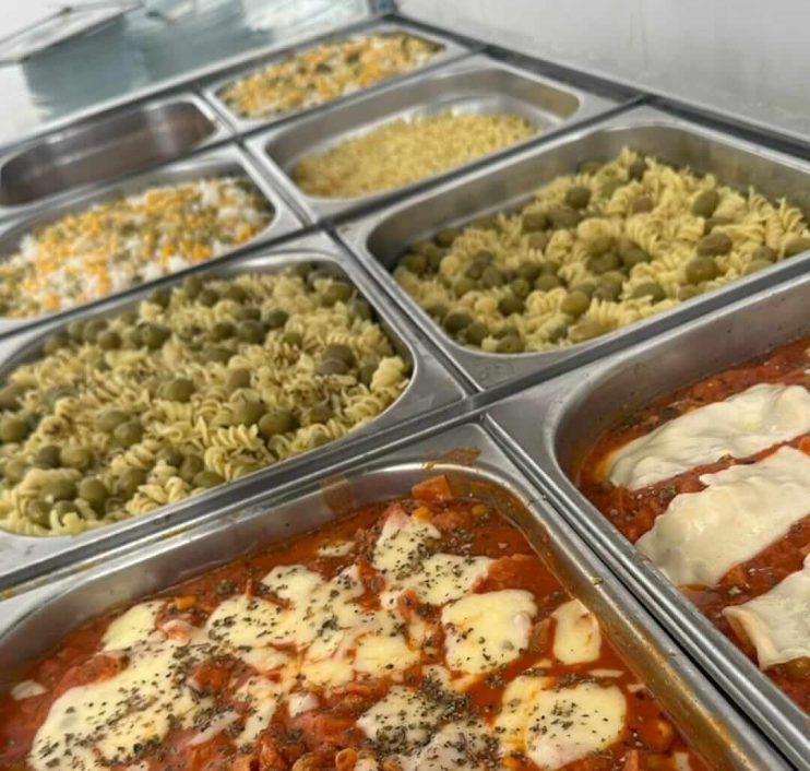 Serviço de Nutrição e Dietética é destaque no Hospital Regional com mais de 900 refeições diárias Serviço de Nutrição e Dietética é destaque no Hospital Regional com mais de 900 refeições diárias 4