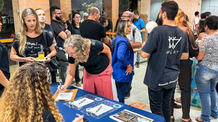 PALESTRA DE THIAGO AKIRA SOBRE MARKETING DIGITAL NO TURISMO LOTA AUDITÓRIO DO SENAC 12