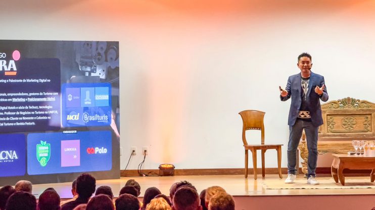 PALESTRA DE THIAGO AKIRA SOBRE MARKETING DIGITAL NO TURISMO LOTA AUDITÓRIO DO SENAC 10