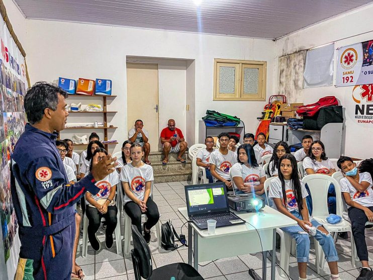 Prefeitura de Eunápolis inicia projeto-piloto “Samuzinho” para estudantes com aulas sobre o SAMU192 15