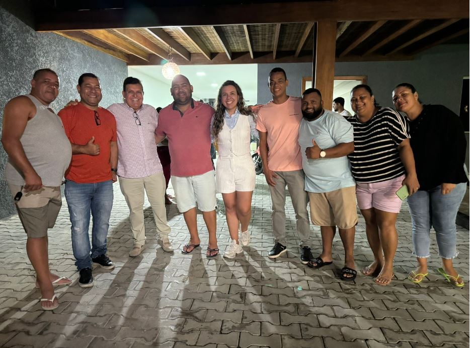 Adriano Cardoso recebe prefeita Cordélia em sua casa para reafirmar seu apoio à prefeita 25