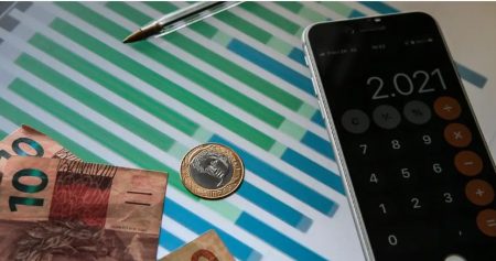 Número de inadimplentes cai em fevereiro, mas ainda atinge 72 milhões de brasileiros 4