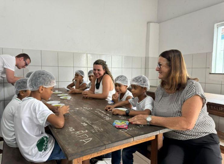 Escolas da rede municipal recebem novos equipamentos em visita de Cordélia 20