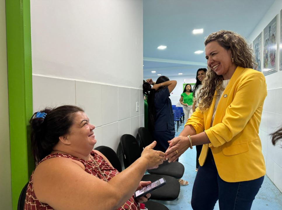 Cordélia visita Centro de Especialidades e discute melhorias para a saúde do município 40