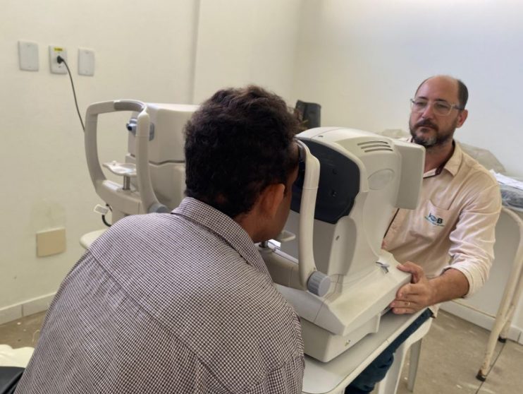 Mutirão oftalmológico beneficia 80 pacientes dos bairros Parque da Renovação e Pequi 11