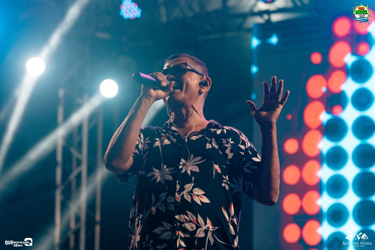 Heitor Costa lota praça pública na abertura do Pau Brasil Folia 2024 38