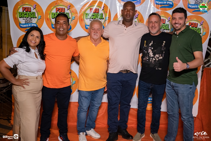 _DSC1355 Zezo, Trio da Huanna, Sinho Ferrary e Alinne Rosa agitam a 2ª do Pau Brasil Folia 2024 17