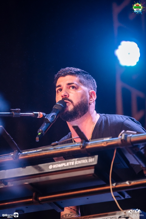 _DSC1451 Zezo, Trio da Huanna, Sinho Ferrary e Alinne Rosa agitam a 2ª do Pau Brasil Folia 2024 68