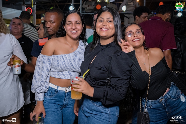 _DSC1529 Zezo, Trio da Huanna, Sinho Ferrary e Alinne Rosa agitam a 2ª do Pau Brasil Folia 2024 115