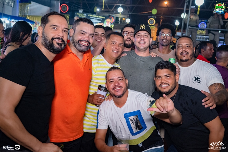 _DSC1543 Zezo, Trio da Huanna, Sinho Ferrary e Alinne Rosa agitam a 2ª do Pau Brasil Folia 2024 125