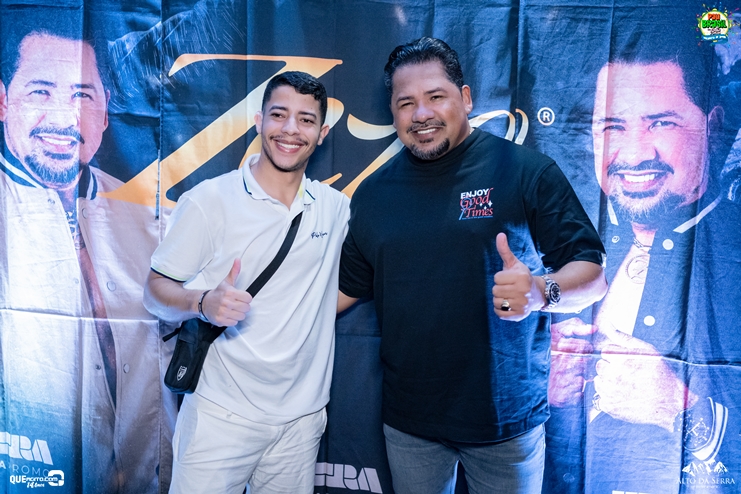 _DSC1605 Zezo, Trio da Huanna, Sinho Ferrary e Alinne Rosa agitam a 2ª do Pau Brasil Folia 2024 152