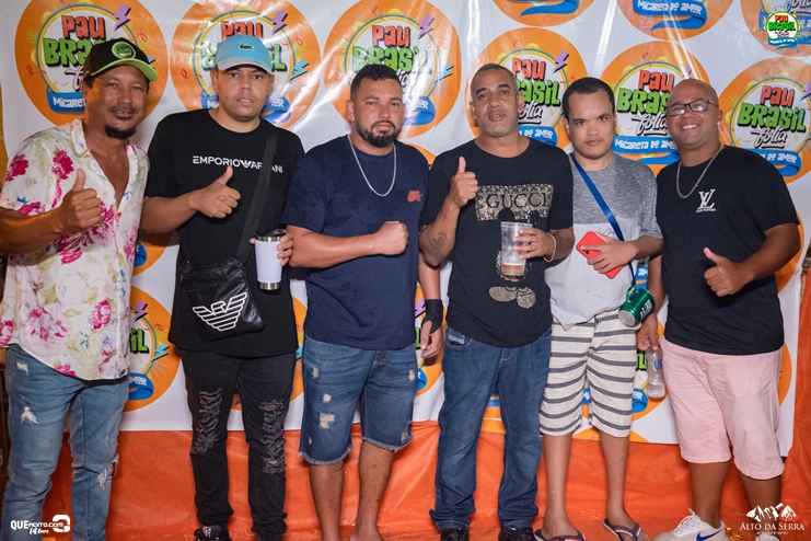 _DSC1614 Zezo, Trio da Huanna, Sinho Ferrary e Alinne Rosa agitam a 2ª do Pau Brasil Folia 2024 159