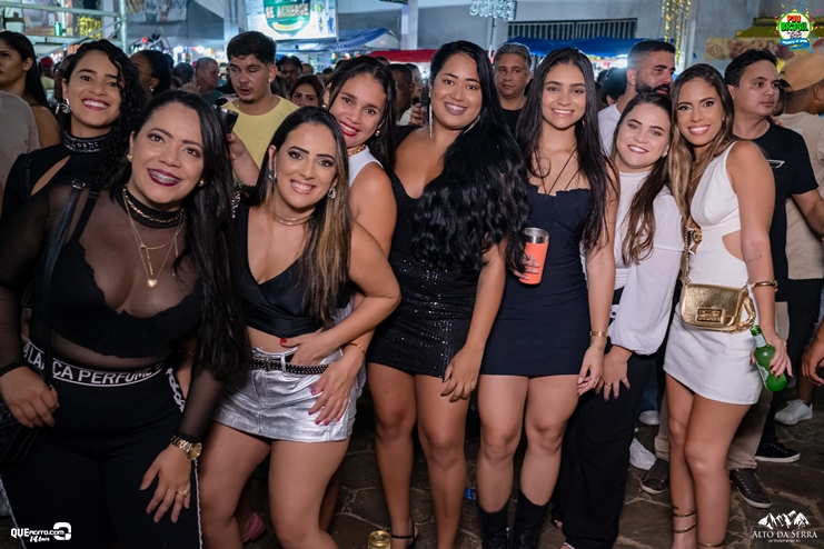 _DSC1726 Zezo, Trio da Huanna, Sinho Ferrary e Alinne Rosa agitam a 2ª do Pau Brasil Folia 2024 231