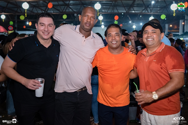 _DSC1735 Zezo, Trio da Huanna, Sinho Ferrary e Alinne Rosa agitam a 2ª do Pau Brasil Folia 2024 238