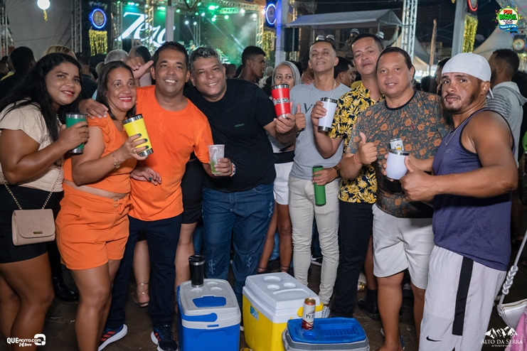 _DSC1746 Zezo, Trio da Huanna, Sinho Ferrary e Alinne Rosa agitam a 2ª do Pau Brasil Folia 2024 246