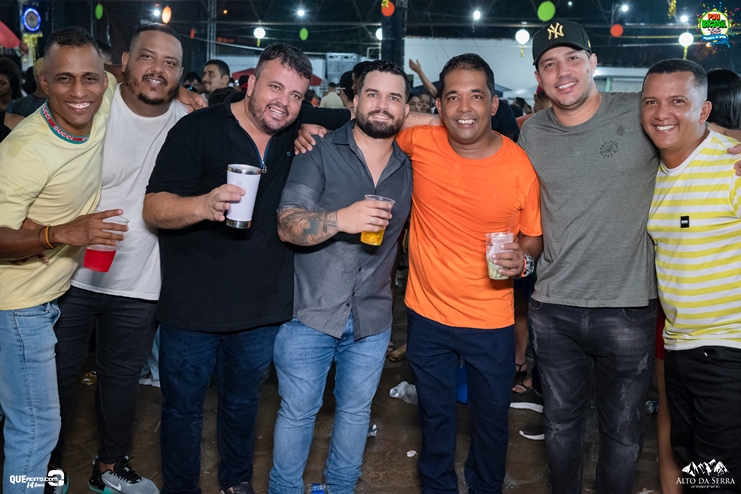 _DSC1770 Zezo, Trio da Huanna, Sinho Ferrary e Alinne Rosa agitam a 2ª do Pau Brasil Folia 2024 265