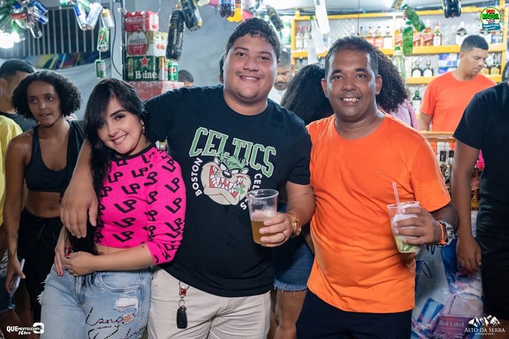 _DSC1780 Zezo, Trio da Huanna, Sinho Ferrary e Alinne Rosa agitam a 2ª do Pau Brasil Folia 2024 273