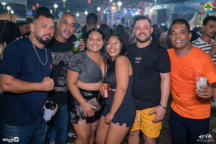 _DSC1795 Zezo, Trio da Huanna, Sinho Ferrary e Alinne Rosa agitam a 2ª do Pau Brasil Folia 2024 283