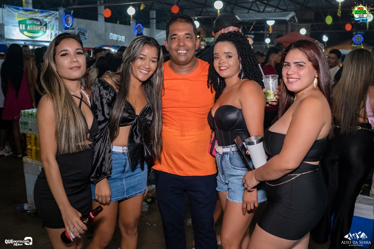 _DSC1807 Zezo, Trio da Huanna, Sinho Ferrary e Alinne Rosa agitam a 2ª do Pau Brasil Folia 2024 290