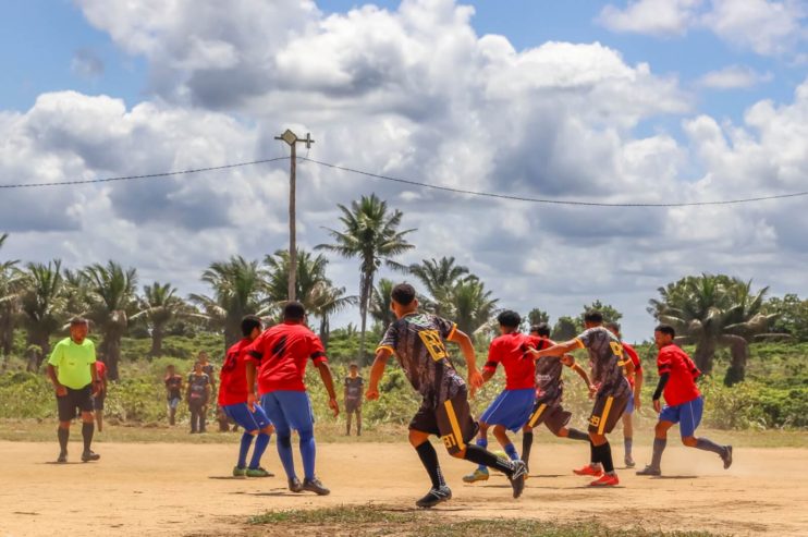 Prefeito Jânio Natal visita Assentamento Chico Mendes e anuncia diversos serviços à população 16