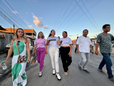 Cordélia anuncia mais melhorias e é recebida com alegria por moradores do Alecrim 6