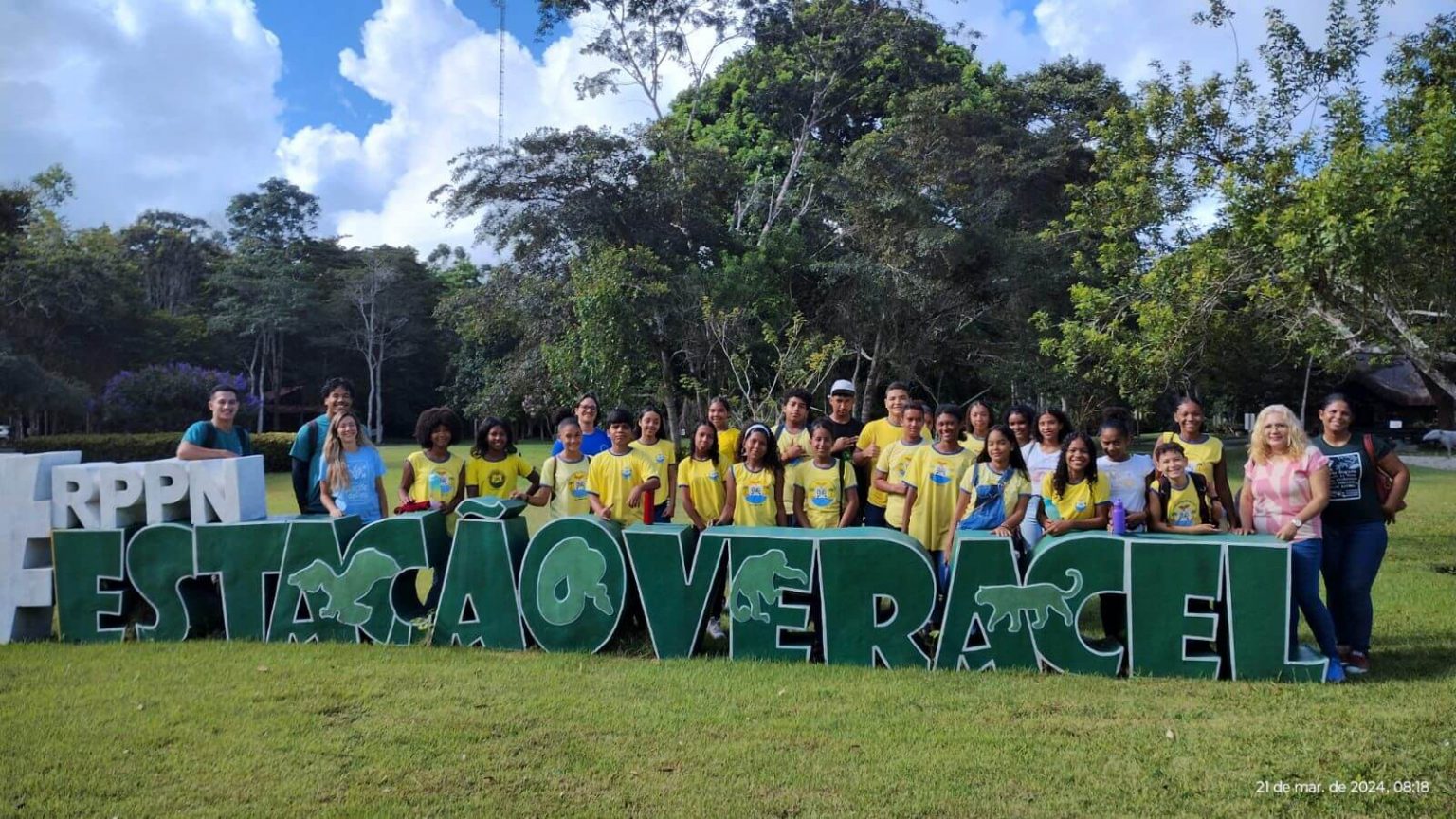 EDUCAÇÃO AMBIENTAL: Projeto Conhecer para Preservar leva estudantes da Escola Municipal Helena Rebocho à RPPN Veracel 5