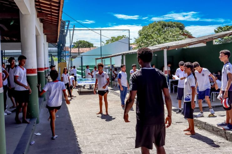 Caravana da Juventude leva esportes, lazer e serviços aos estudantes de Porto Seguro 12