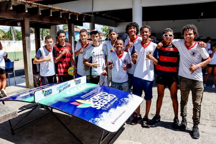 Caravana da Juventude leva esportes, lazer e serviços aos estudantes de Porto Seguro Caravana da Juventude leva esportes, lazer e serviços aos estudantes de Porto Seguro 4