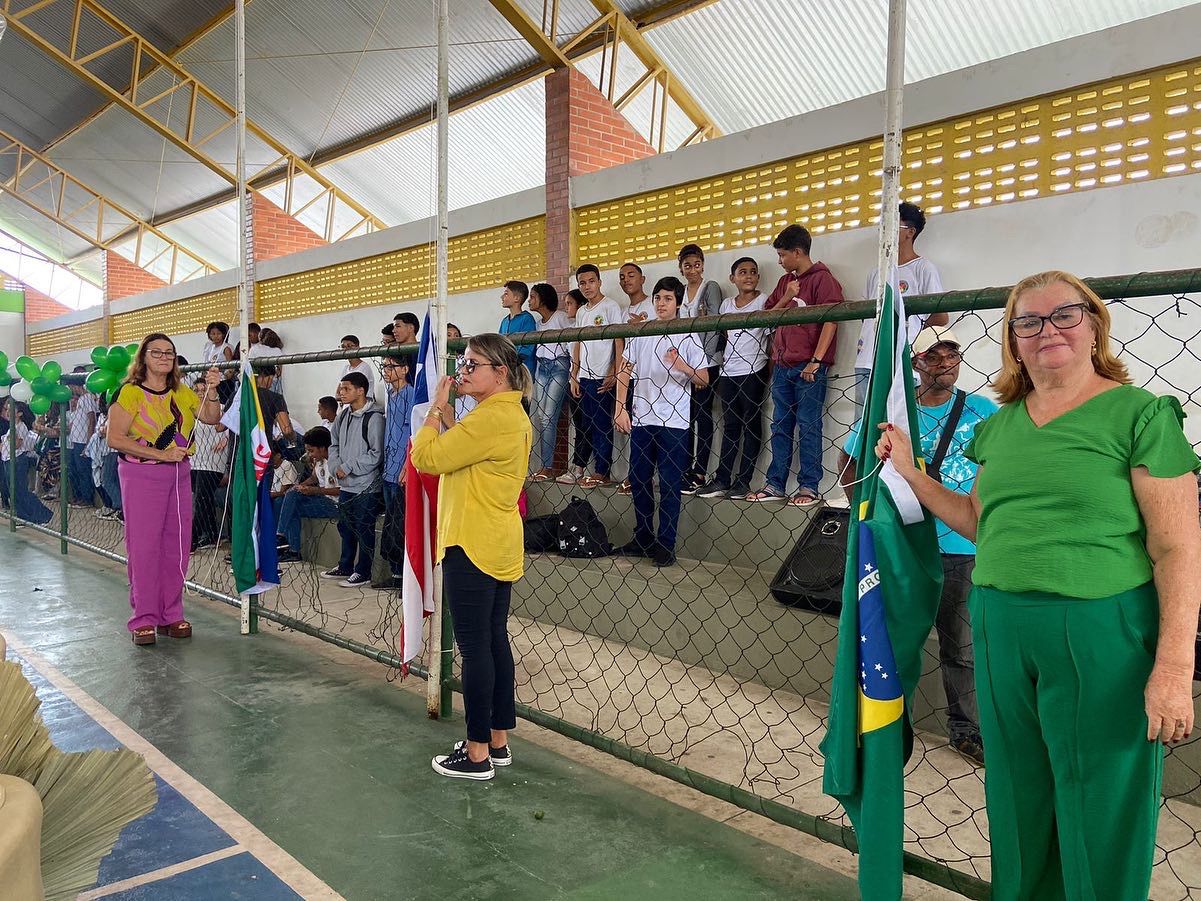 Escola Municipal Gabriel José completa 35 anos e comemora grandes investimentos da atual gestão 17