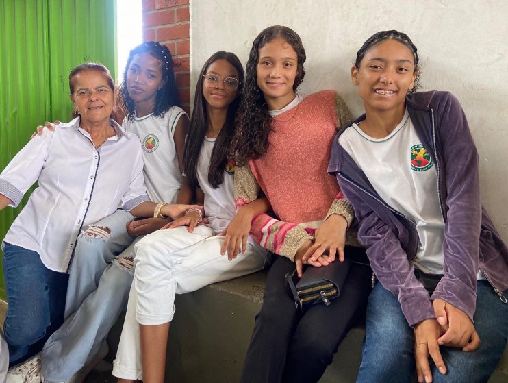 WhatsApp Image 2024-04-16 at 12.59.48 (1) Escola Municipal Gabriel José completa 35 anos e comemora grandes investimentos da atual gestão 19