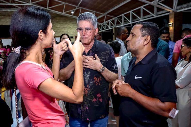 PREFEITURA DE PORTO SEGURO COMEMORA 0S 15 ANOS DO CEAME 11