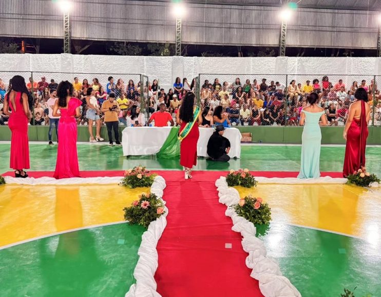 Concurso Rainha da Micareta marca a abertura oficial das celebrações pelo aniversário de Itagimirim 26