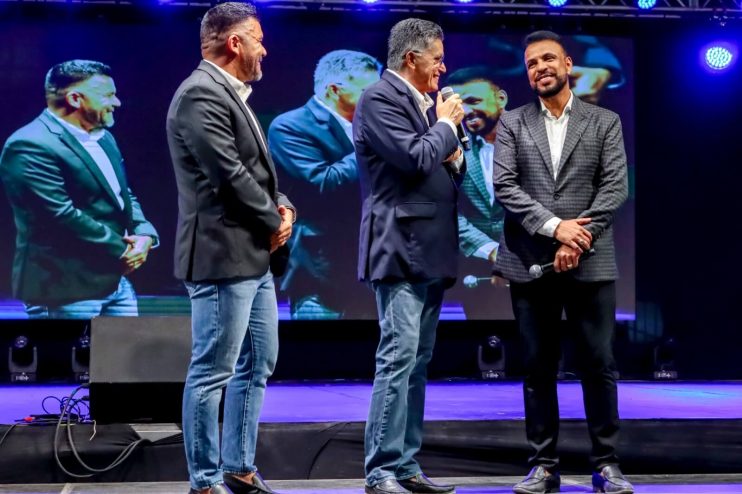 WhatsApp Image 2024-04-20 at 21.04.19 (1) Porto Seguro recebe a 25ª edição do Congresso Resgate da Nação 21