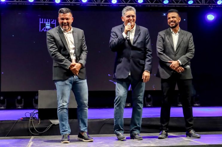 WhatsApp Image 2024-04-20 at 21.04.19 (2) Porto Seguro recebe a 25ª edição do Congresso Resgate da Nação 20