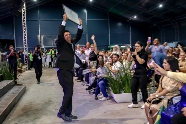 WhatsApp Image 2024-04-20 at 21.04.20 (2) Porto Seguro recebe a 25ª edição do Congresso Resgate da Nação 14