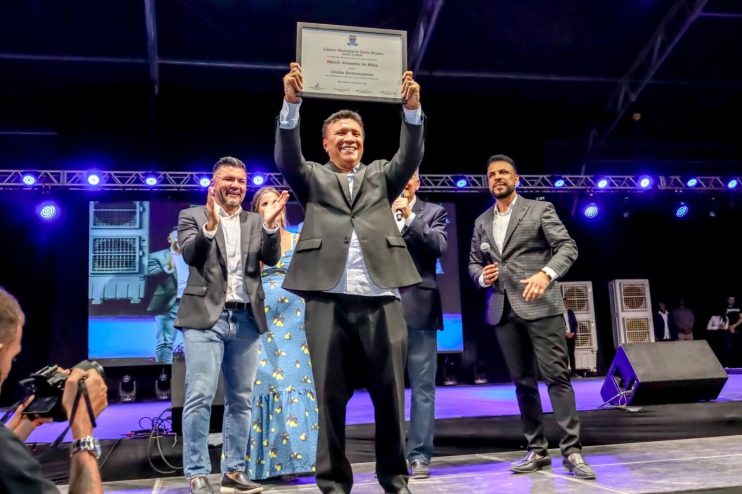 WhatsApp Image 2024-04-20 at 21.04.20 Porto Seguro recebe a 25ª edição do Congresso Resgate da Nação 16