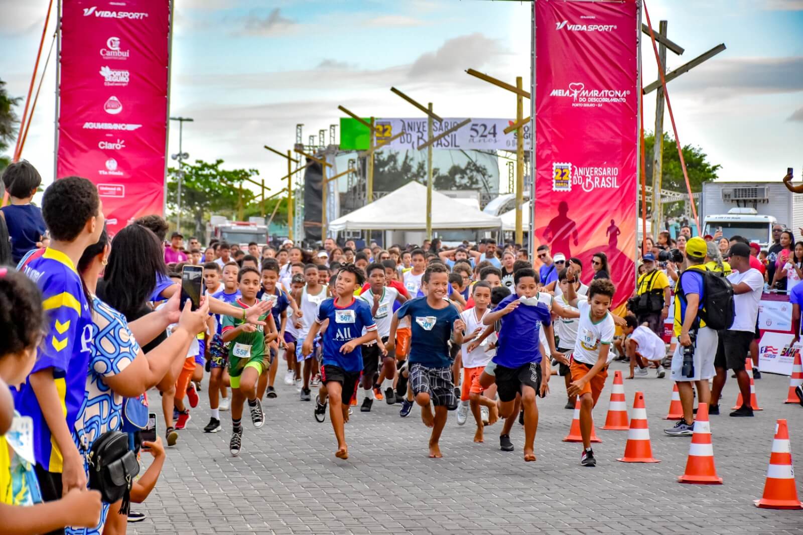 CORRIDINHA KIDS EM PORTO SEGURO: A MARATONA DA INCLUSÃO E DA SOLIDARIEDADE 6