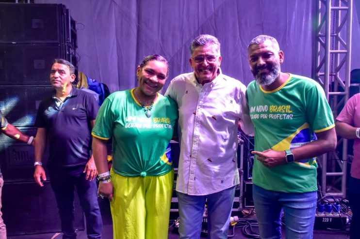 WhatsApp Image 2024-04-23 at 13.50.57 (6) PORTO SEGURO CELEBRA 524 ANOS COM MISSA SOLENE E SHOW EMOCIONANTE DE BRUNA KARLA 51