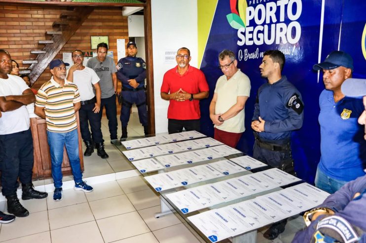 Guardas civis municipais se formam em curso de agente de trânsito para reforçar fiscalização na cidade 13