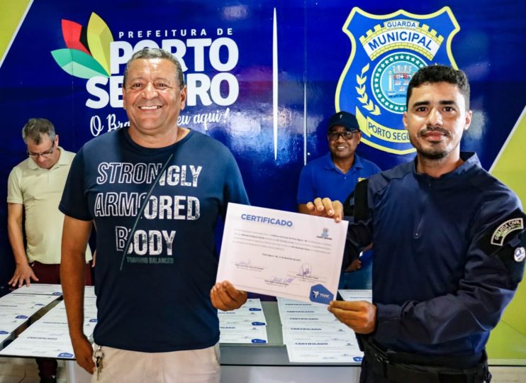 Guardas civis municipais se formam em curso de agente de trânsito para reforçar fiscalização na cidade 10