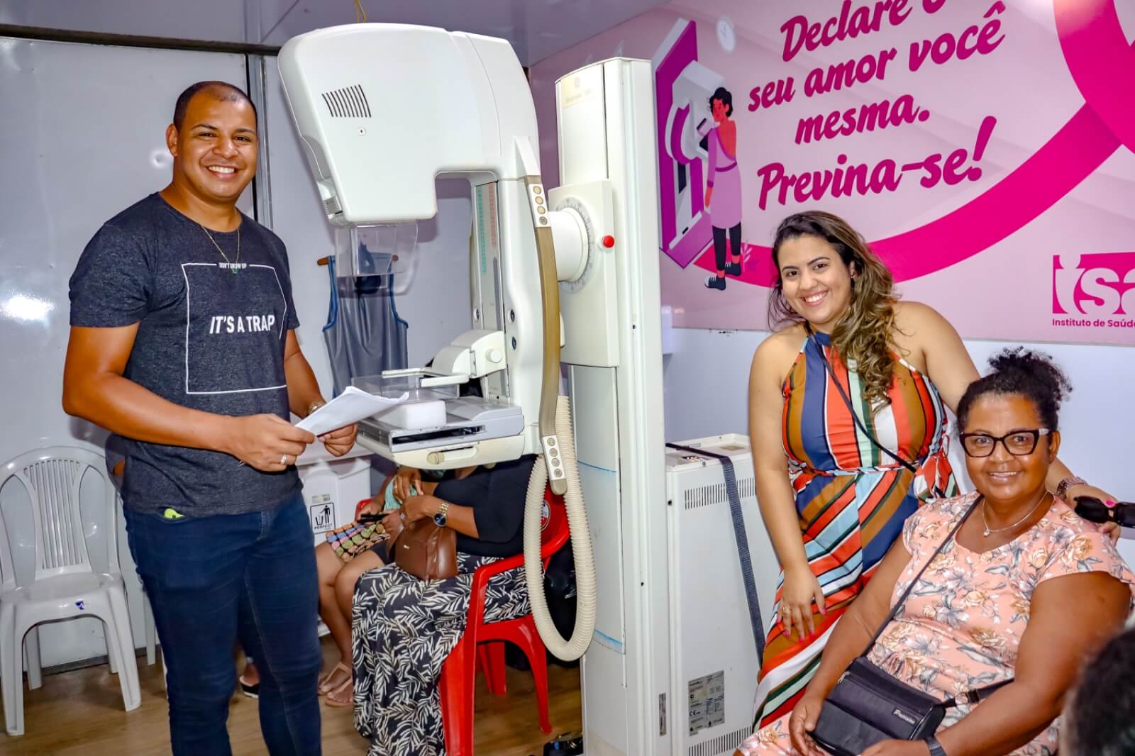 Carreta do rastreamento do câncer de mama chegou na Passarela da Cultura 8