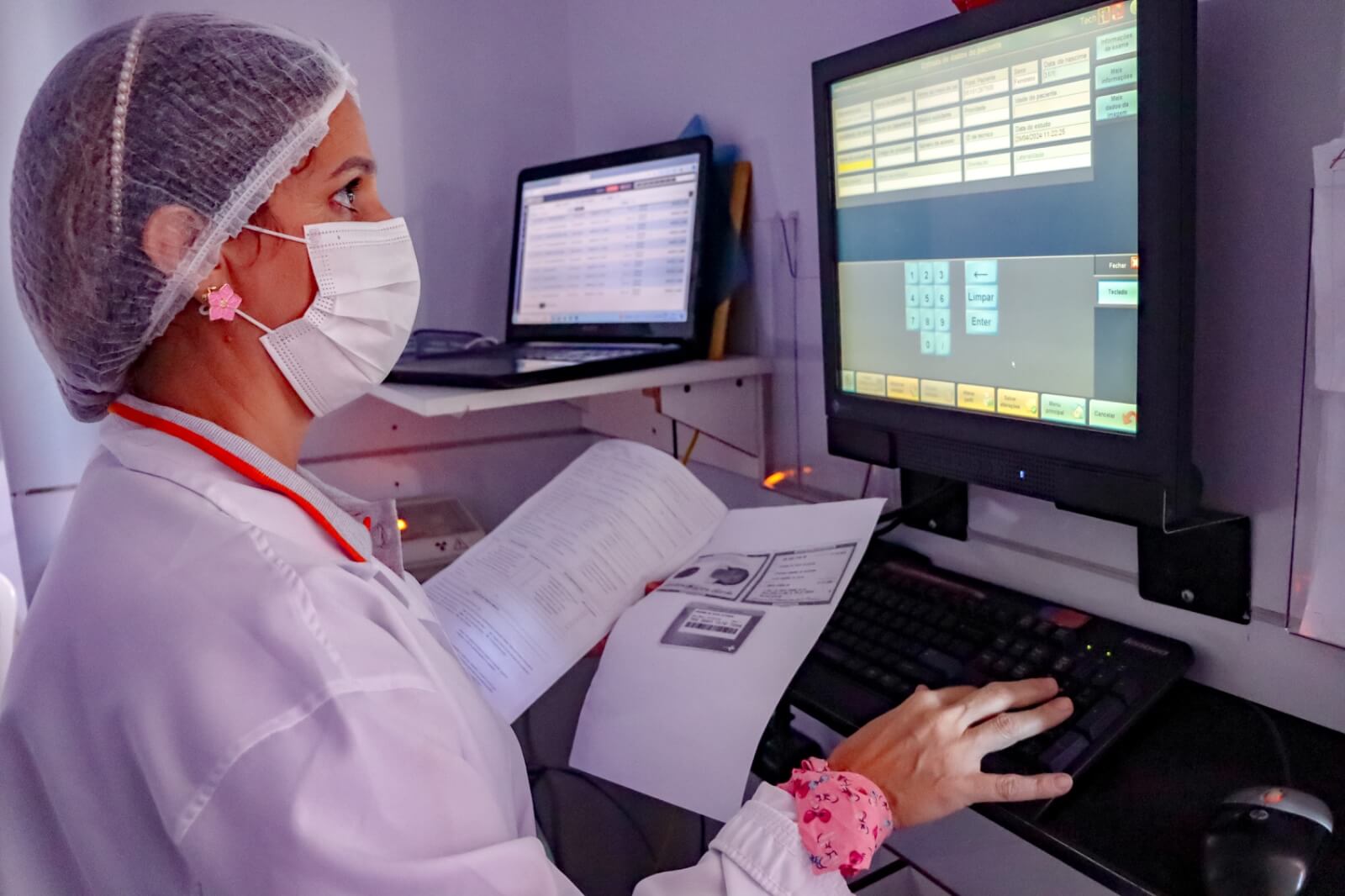 Carreta do rastreamento do câncer de mama chegou na Passarela da Cultura 7