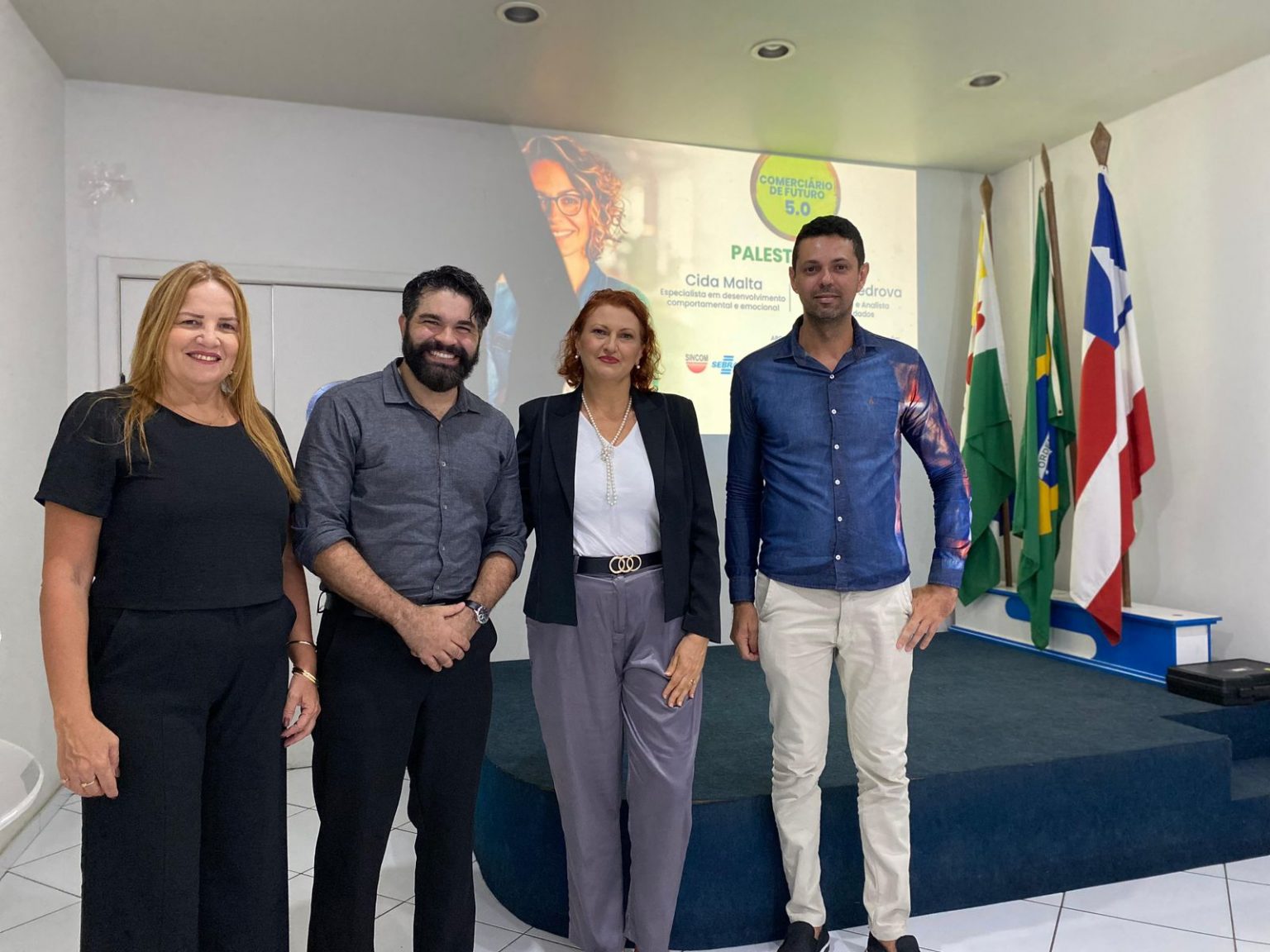 Prefeitura de Eunápolis promove mais uma edição do evento “Comerciário de Futuro” para qualificar trabalhadores do comércio Prefeitura de Eunápolis promove mais uma edição do evento “Comerciário de Futuro” para qualificar trabalhadores do comércio 6