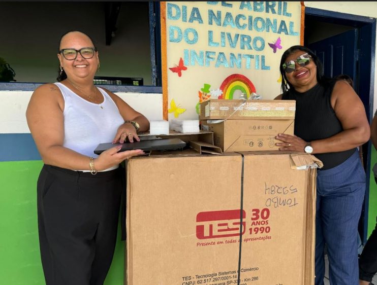 Cordélia faz entrega de LabMóvel em creches do município e destaca compromisso com a educação 9